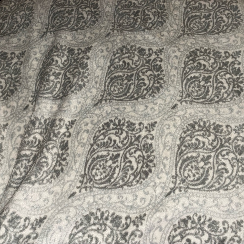 Elegant soft Fabric 45” X 70” throw blanket